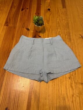 Bondi Born 100% Italian Linen Shorts Mini Light Blue Women’s SIZE MED